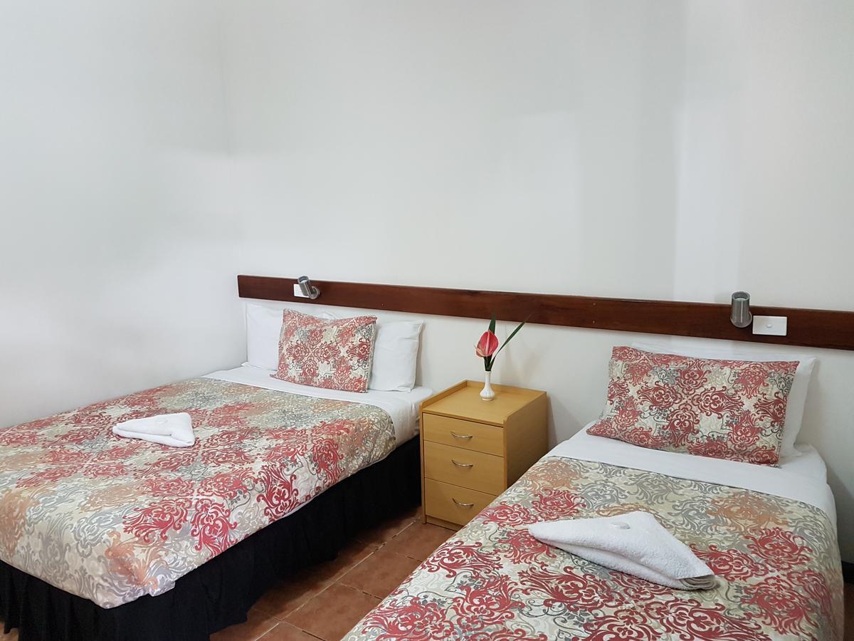 מאונט הייגן Mcroyal Hotel מראה חיצוני תמונה