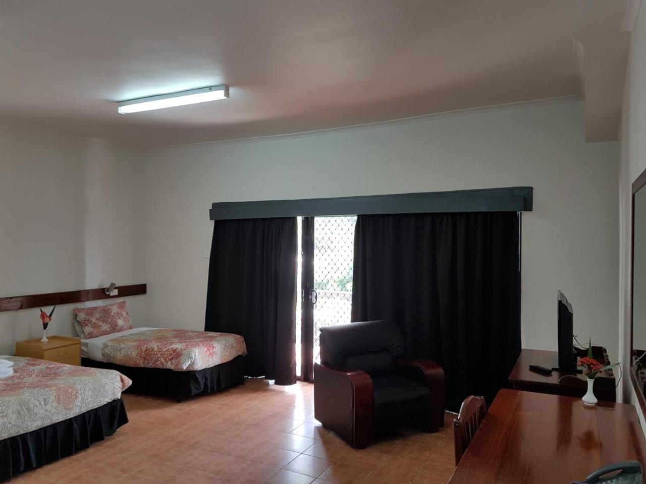 מאונט הייגן Mcroyal Hotel מראה חיצוני תמונה